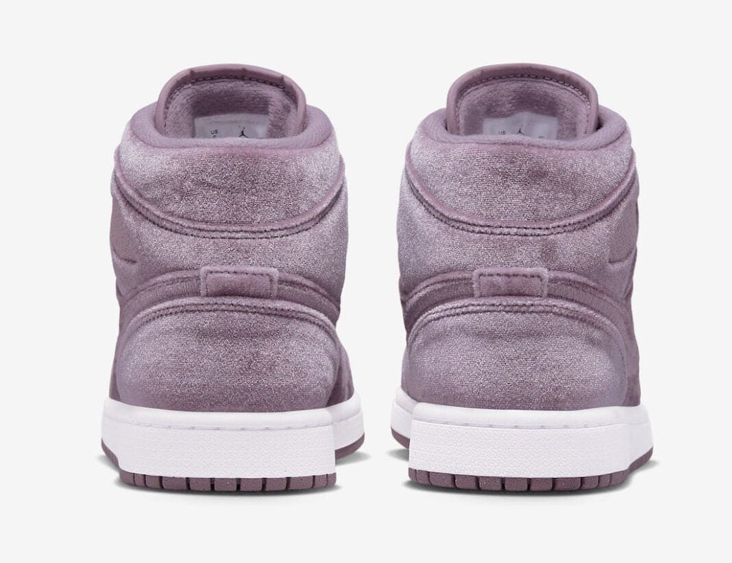 Air Jordan 1 Mid SE 'Purple Velvet'
