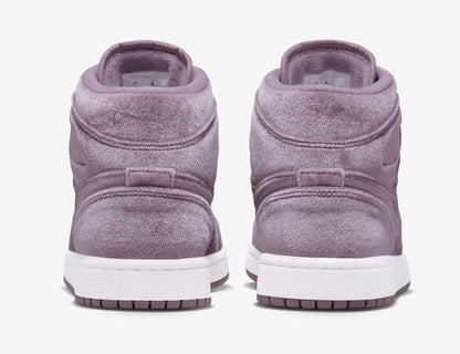 Air Jordan 1 Mid SE 'Purple Velvet'