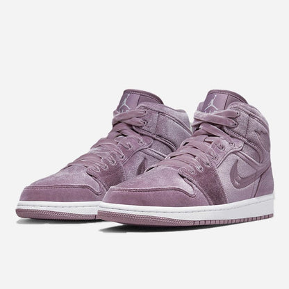 Air Jordan 1 Mid SE 'Purple Velvet' ( DQ8397-500) Cumpără Acum! 