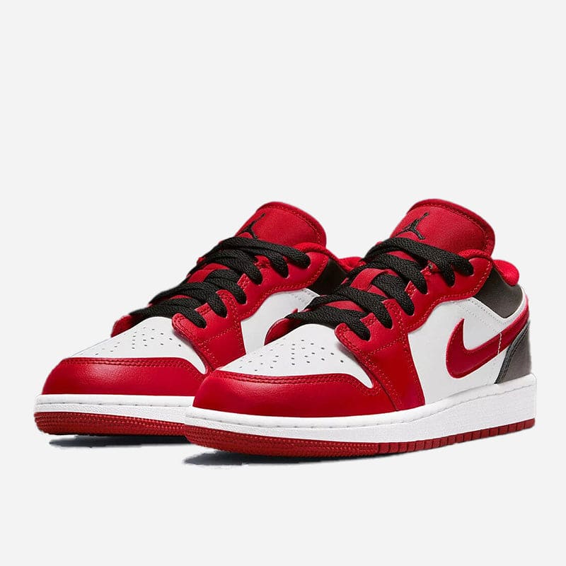 Jordan 1 Low 'Bulls' 553560-163! Cumpără acum !